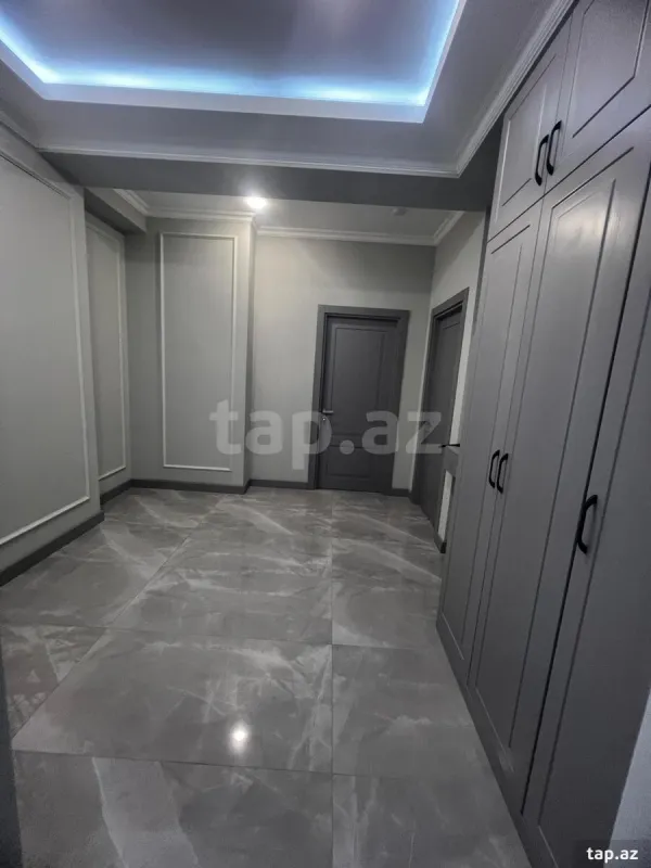 Kirayə verilir 2 otaqlı yeni tikili 70 m²