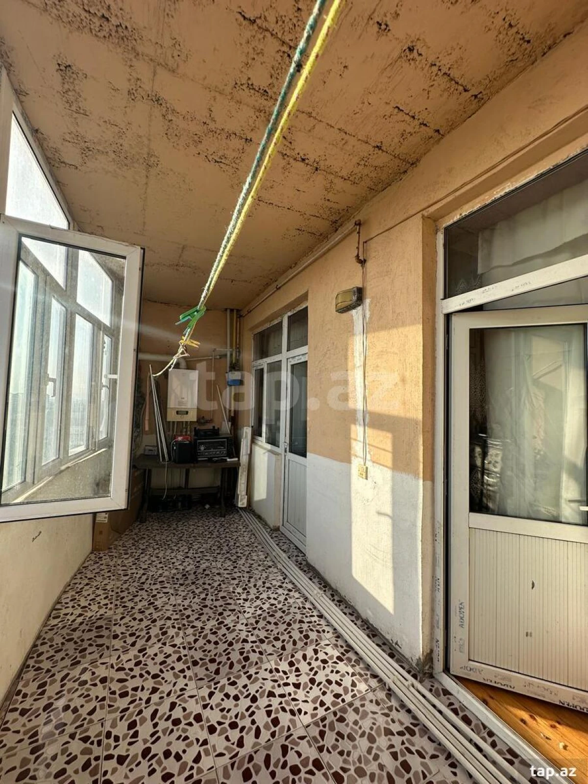 Kirayə verilir 2 otaqlı yeni tikili 60 m²