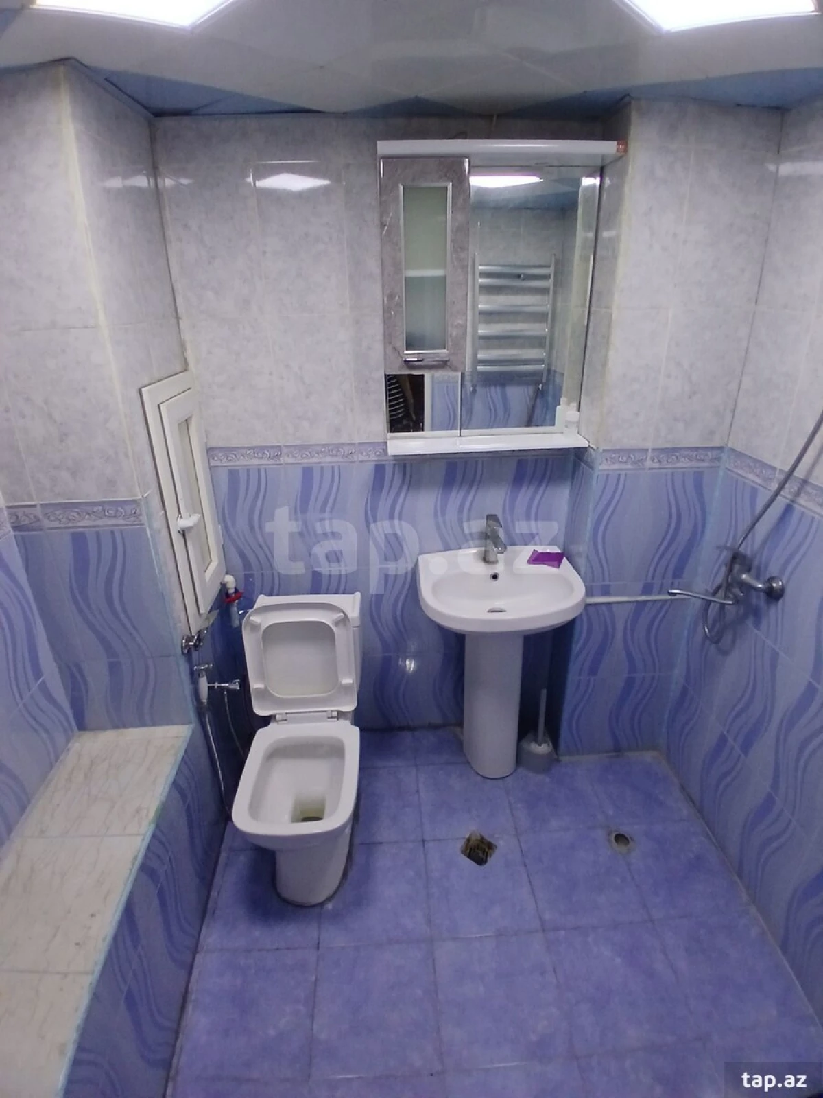 Kirayə verilir 2 otaqlı yeni tikili 45 m²