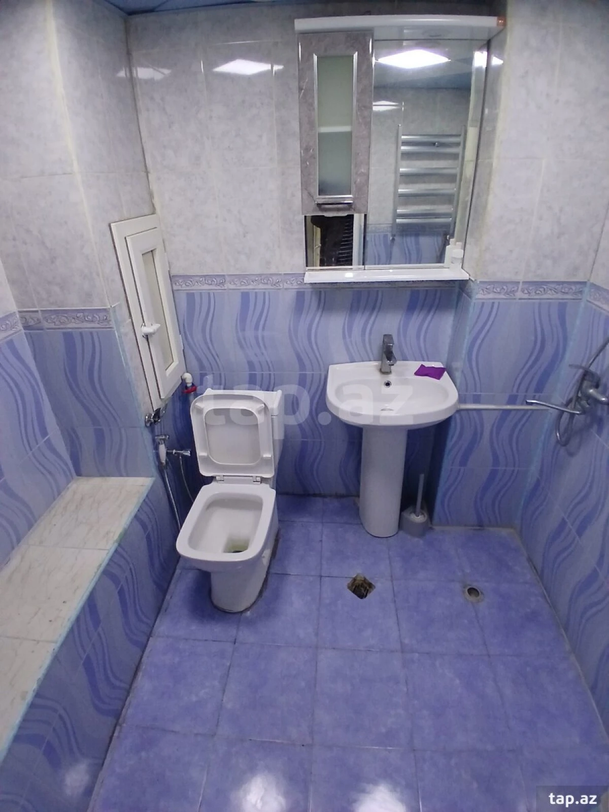Kirayə verilir 2 otaqlı yeni tikili 45 m²