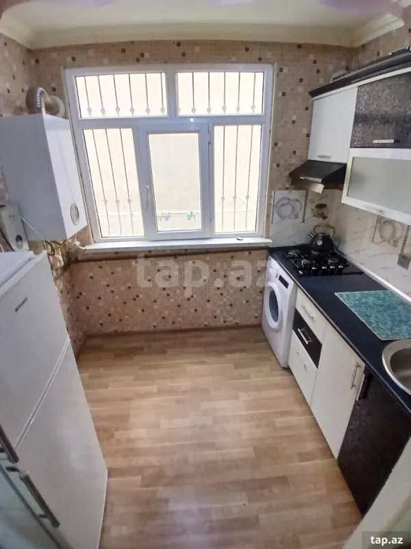 Kirayə verilir 2 otaqlı yeni tikili 45 m²