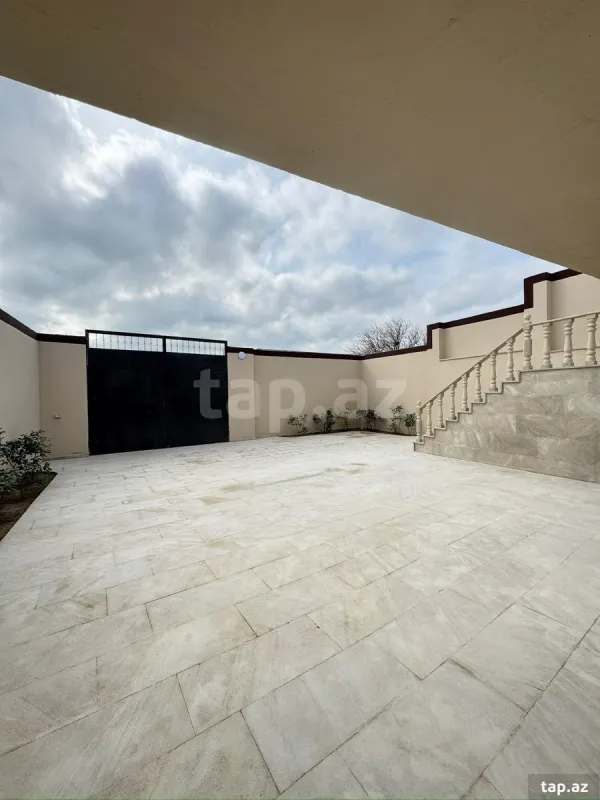 Satılır 3 otaqlı həyət evi