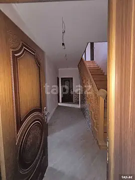 Satılır 7 otaqlı həyət evi