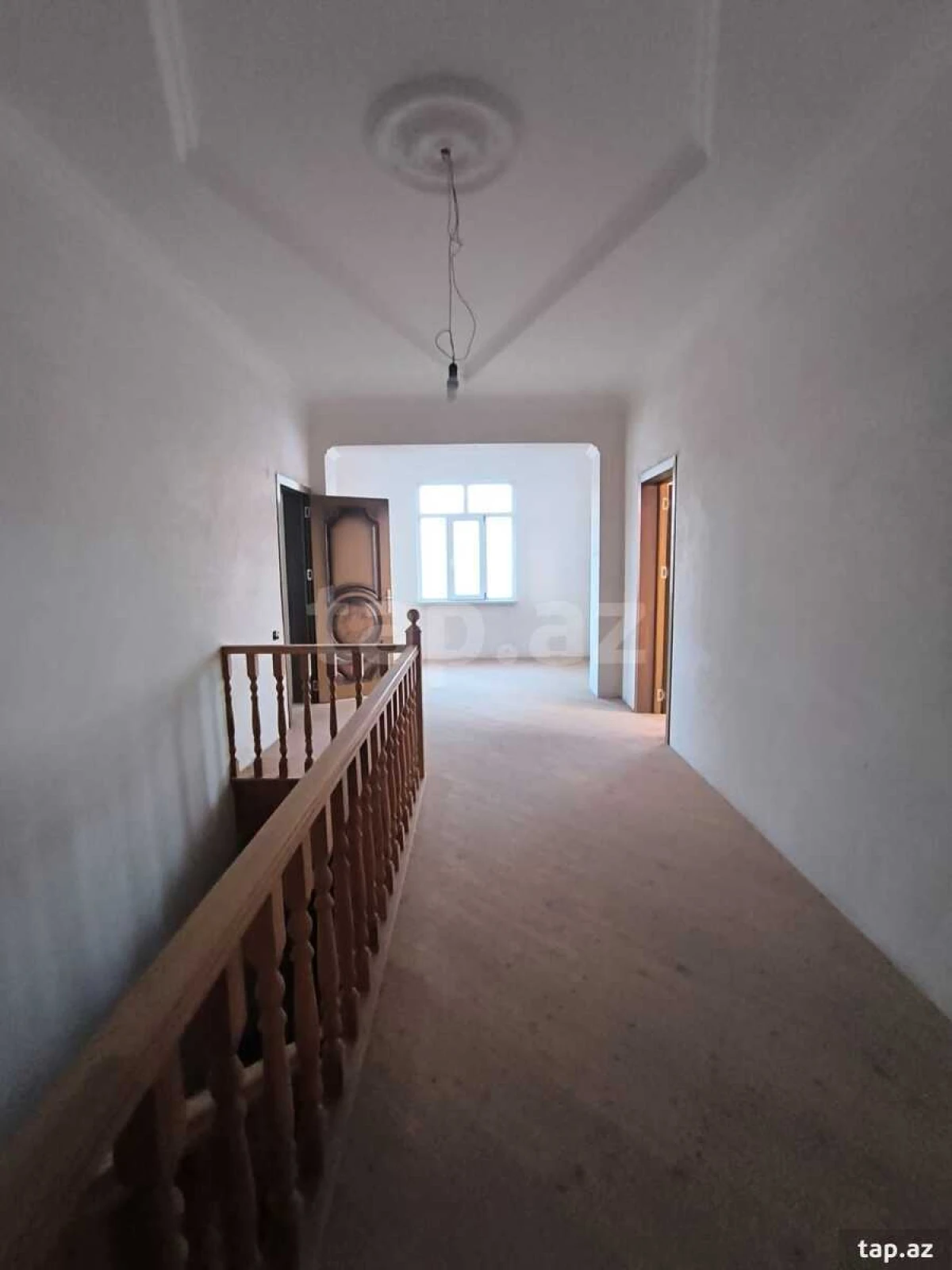 Satılır 7 otaqlı həyət evi