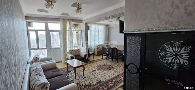 Kirayə verilir 4 otaqlı yeni tikili 180 m²