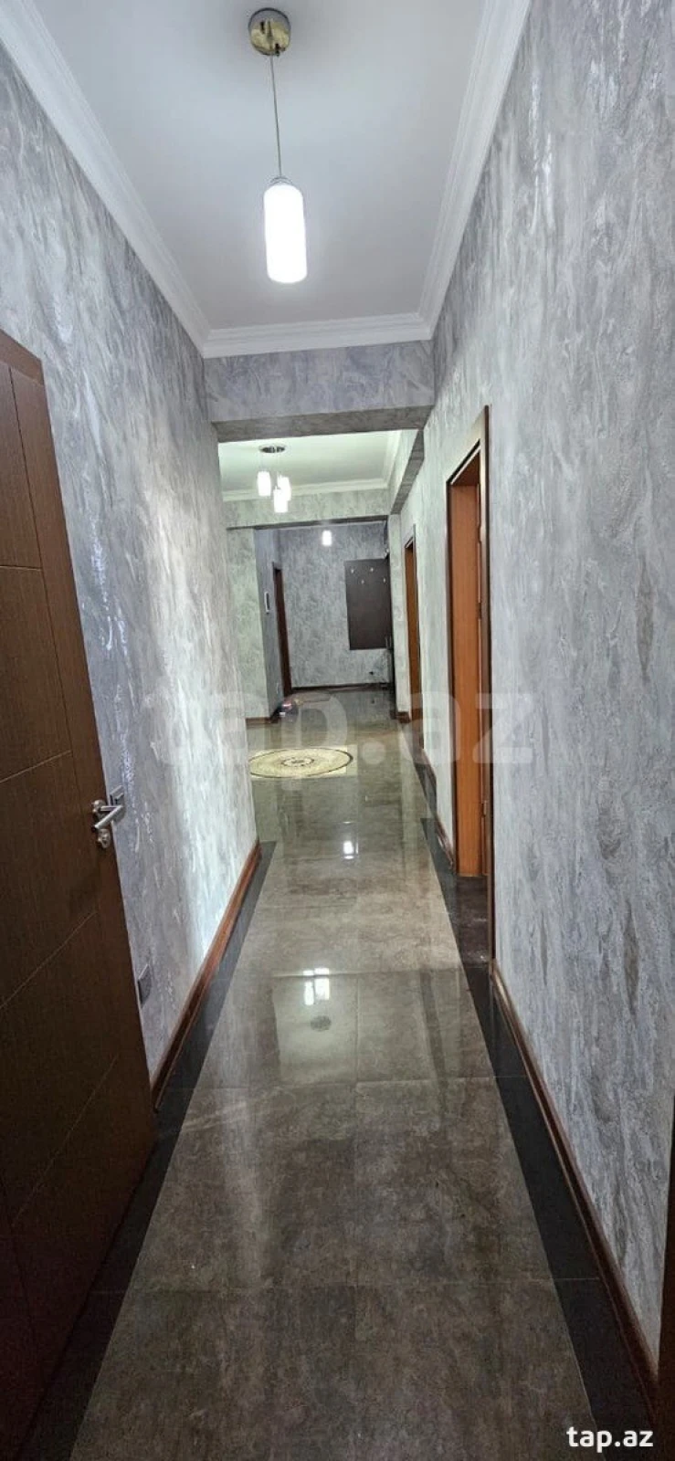 Kirayə verilir 4 otaqlı yeni tikili 180 m²