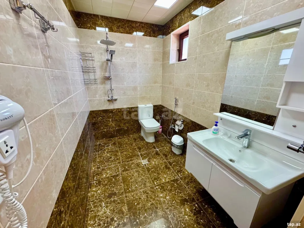 Kirayə verilir 4 otaqlı həyət evi