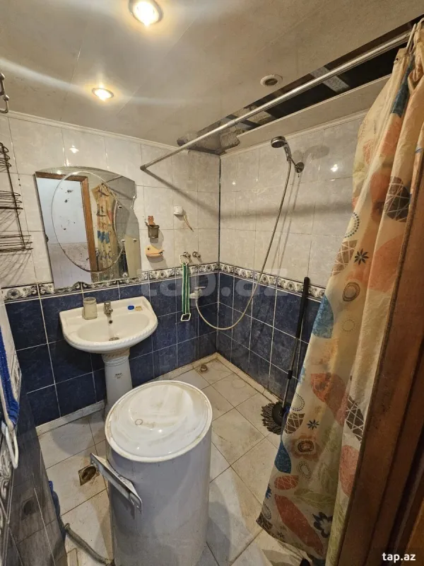 Kirayə verilir 4 otaqlı mənzil 100 m²