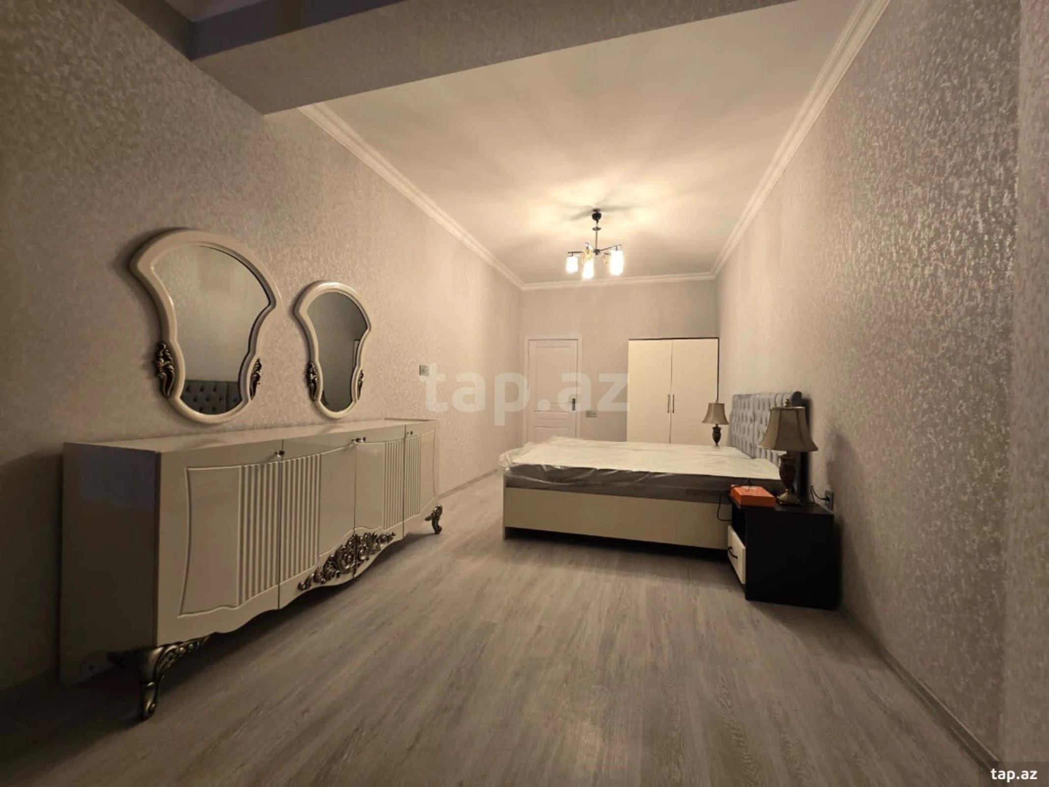 Kirayə verilir 2 otaqlı yeni tikili 75 m²