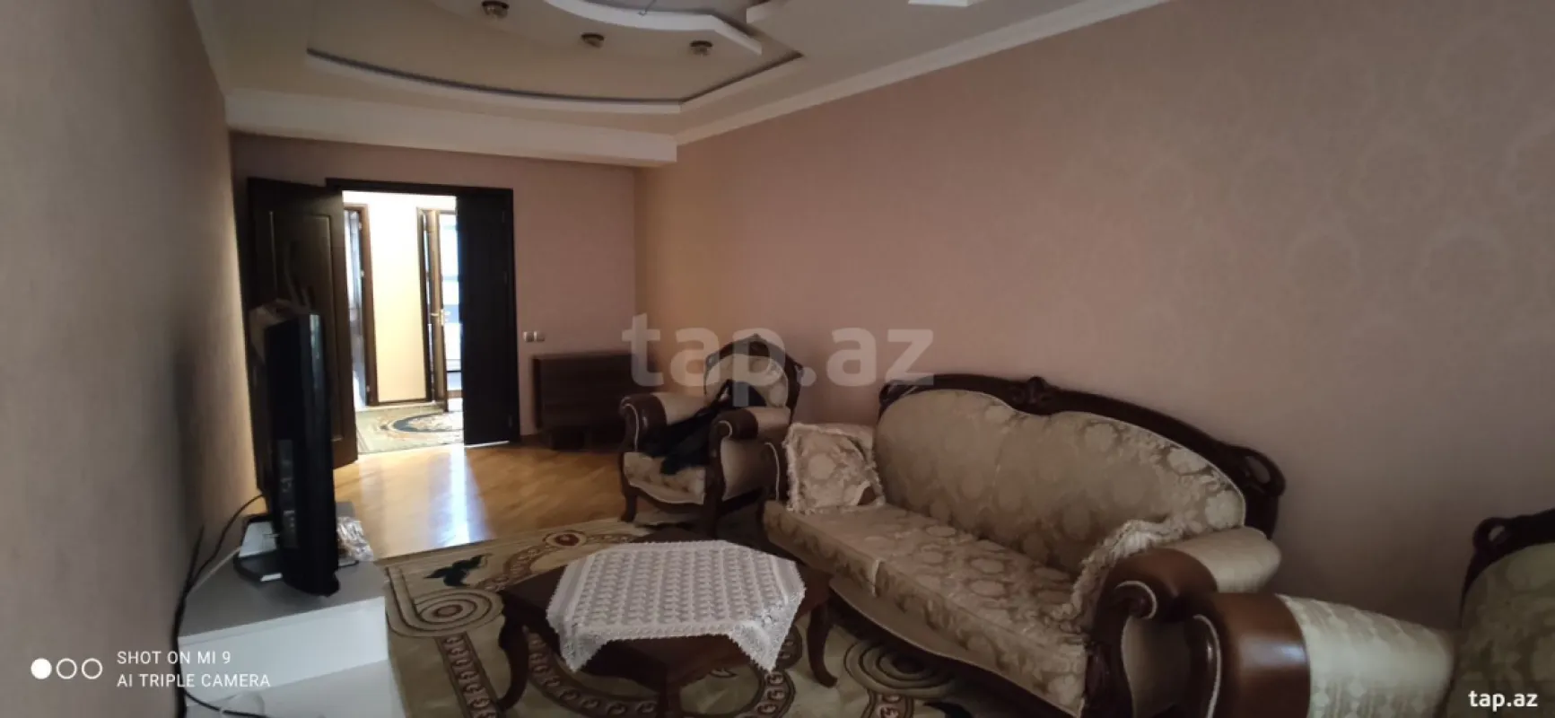 Kirayə verilir 3 otaqlı yeni tikili 155 m²