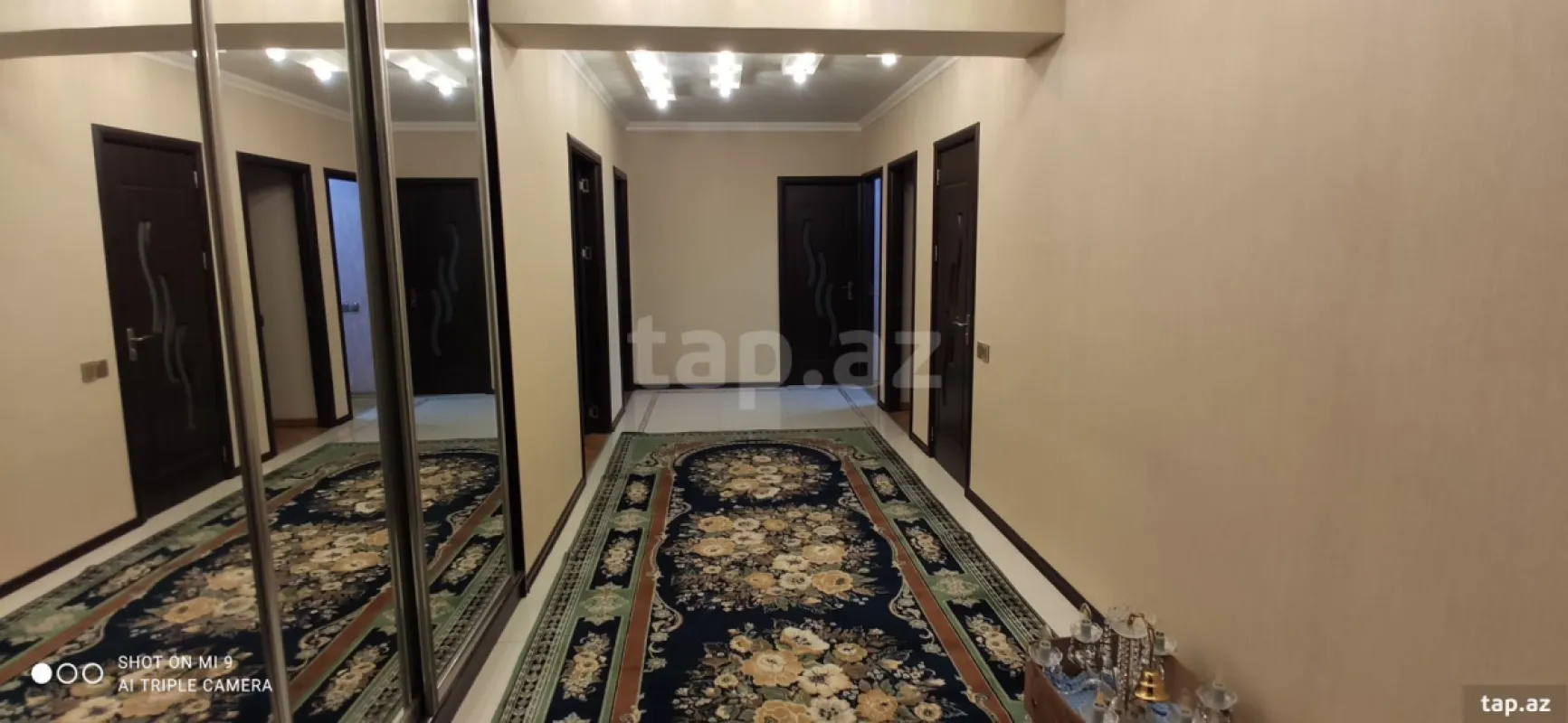 Kirayə verilir 3 otaqlı yeni tikili 155 m²