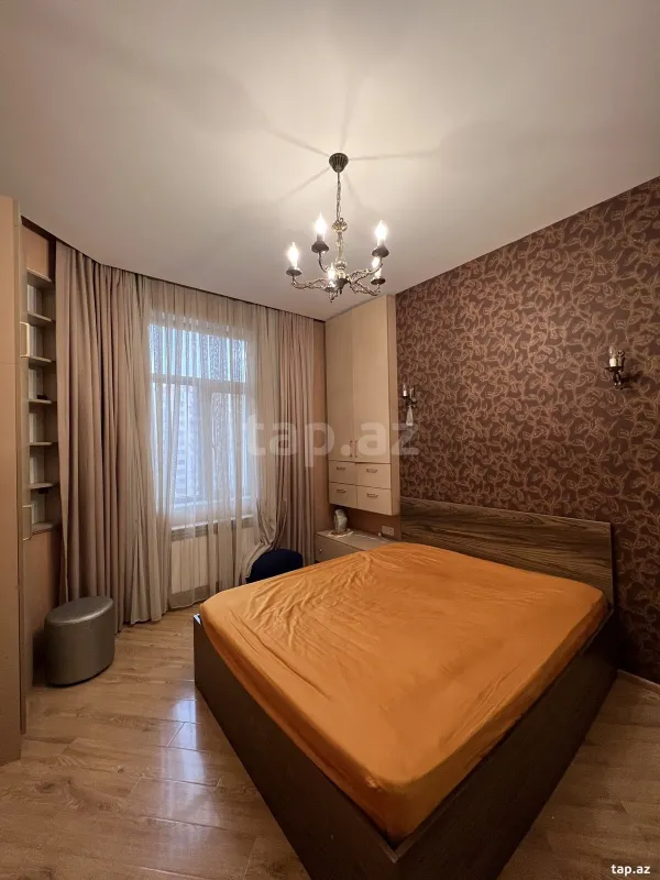 Kirayə verilir 2 otaqlı yeni tikili 65 m²