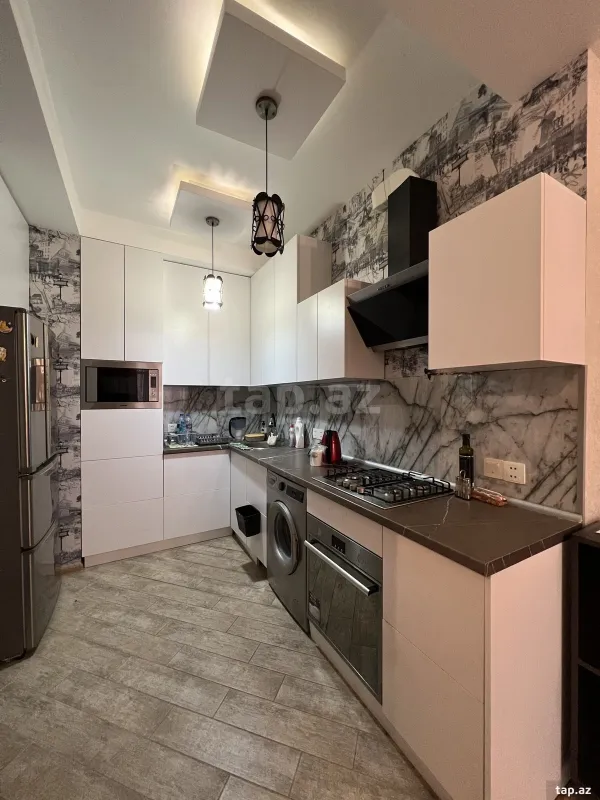 Kirayə verilir 2 otaqlı yeni tikili 65 m²