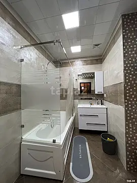 Kirayə verilir 2 otaqlı yeni tikili 65 m²