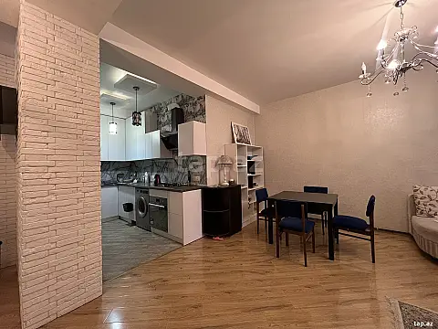 Kirayə verilir 2 otaqlı yeni tikili 65 m²