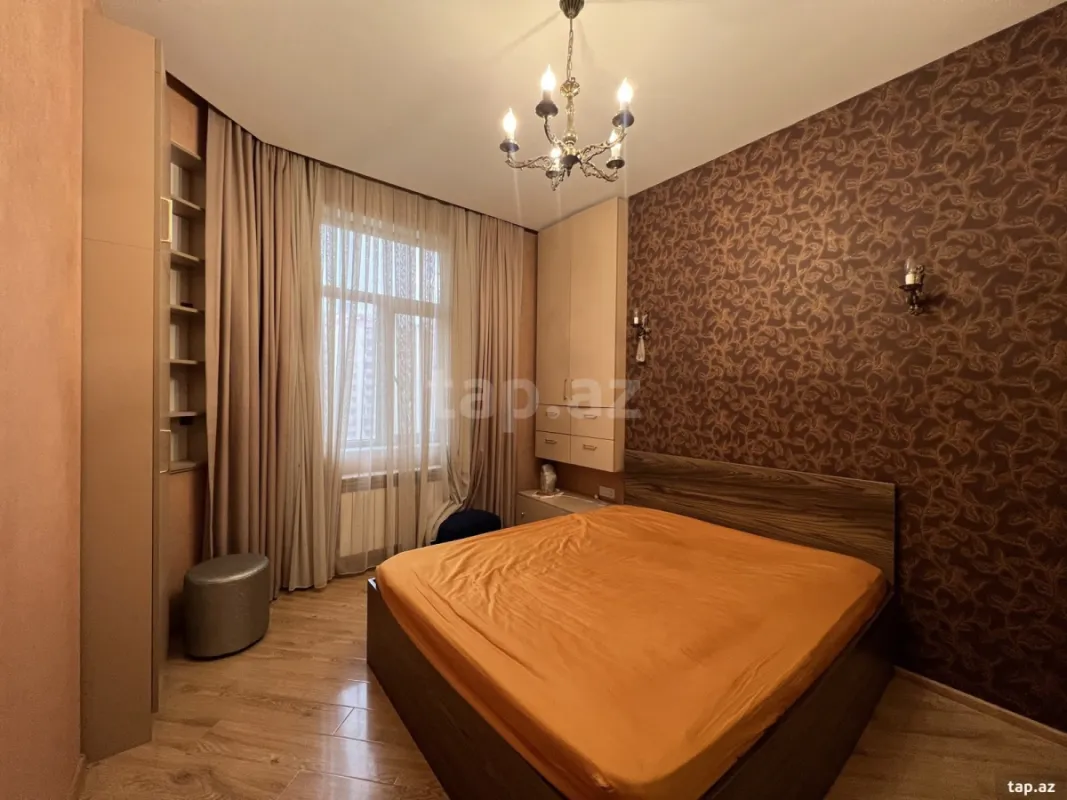 Kirayə verilir 2 otaqlı yeni tikili 65 m²