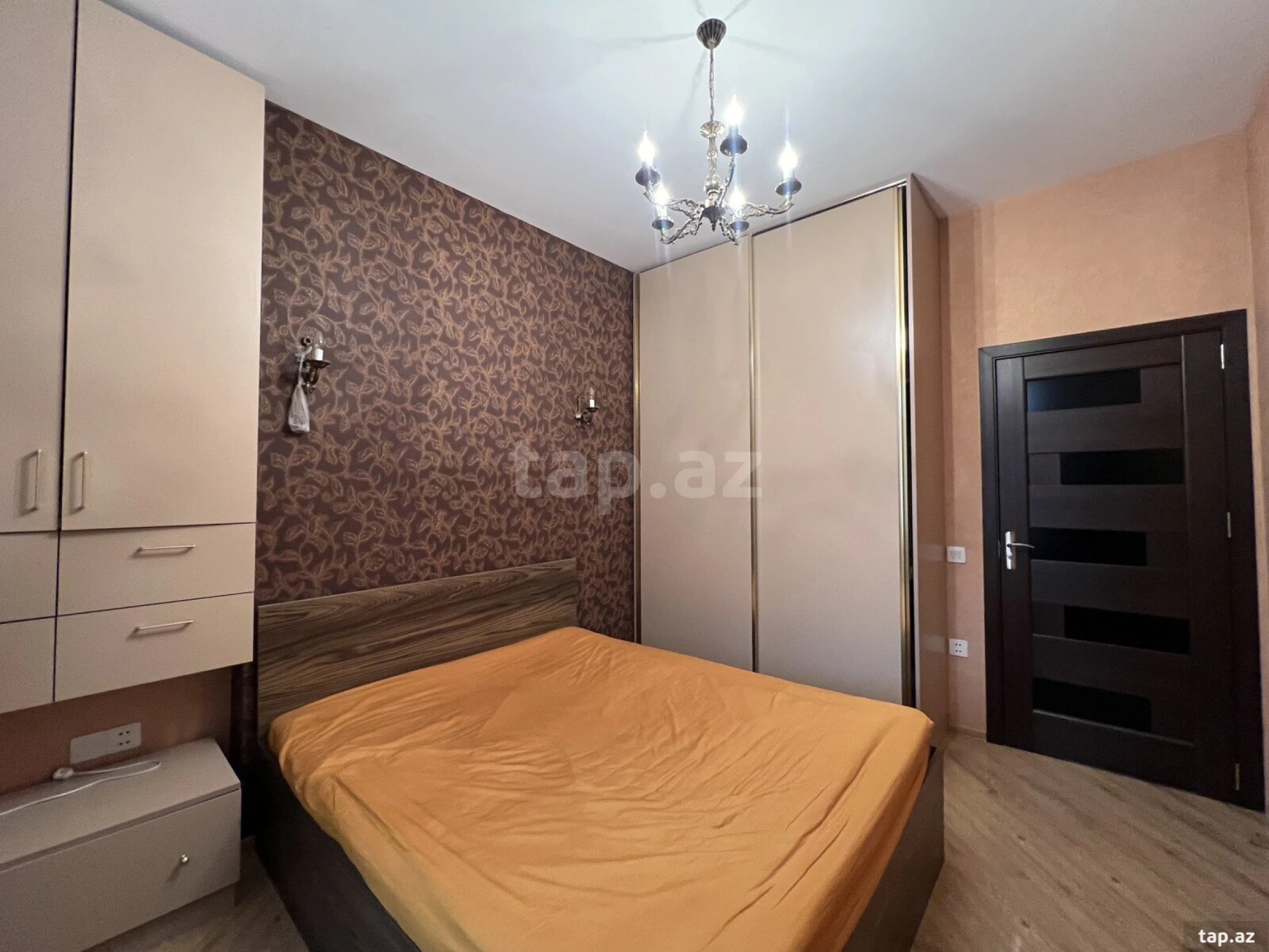 Kirayə verilir 2 otaqlı yeni tikili 65 m²