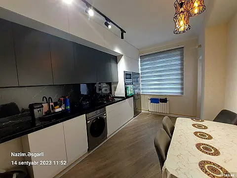 Kirayə verilir 3 otaqlı yeni tikili 130 m²