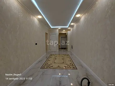 Kirayə verilir 3 otaqlı yeni tikili 130 m²