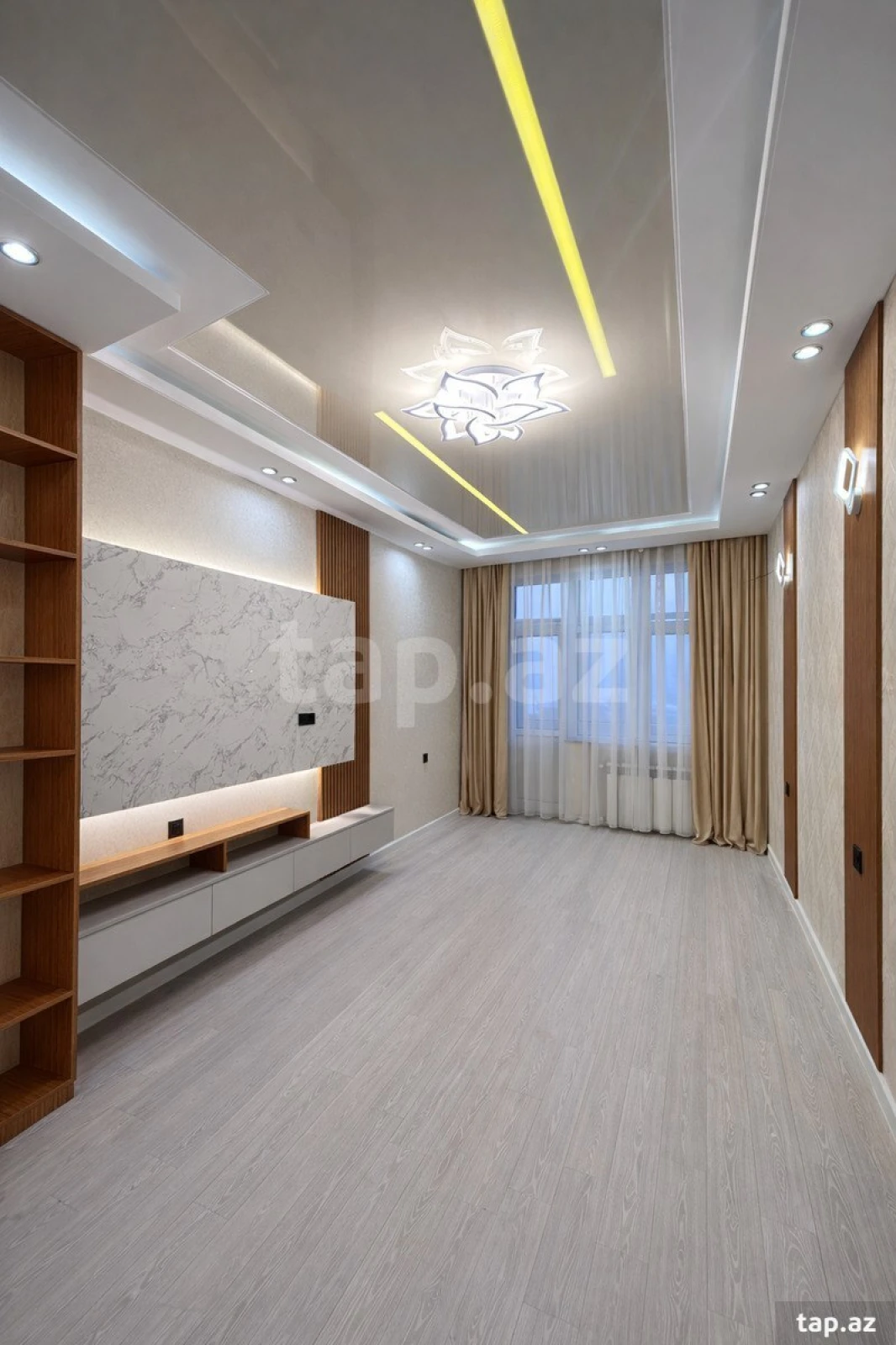 Satılır 2 otaqlı yeni tikili 62 m²