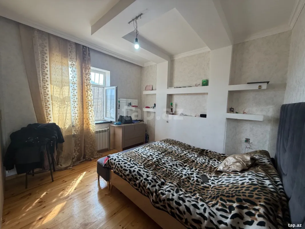 Satılır 3 otaqlı həyət evi