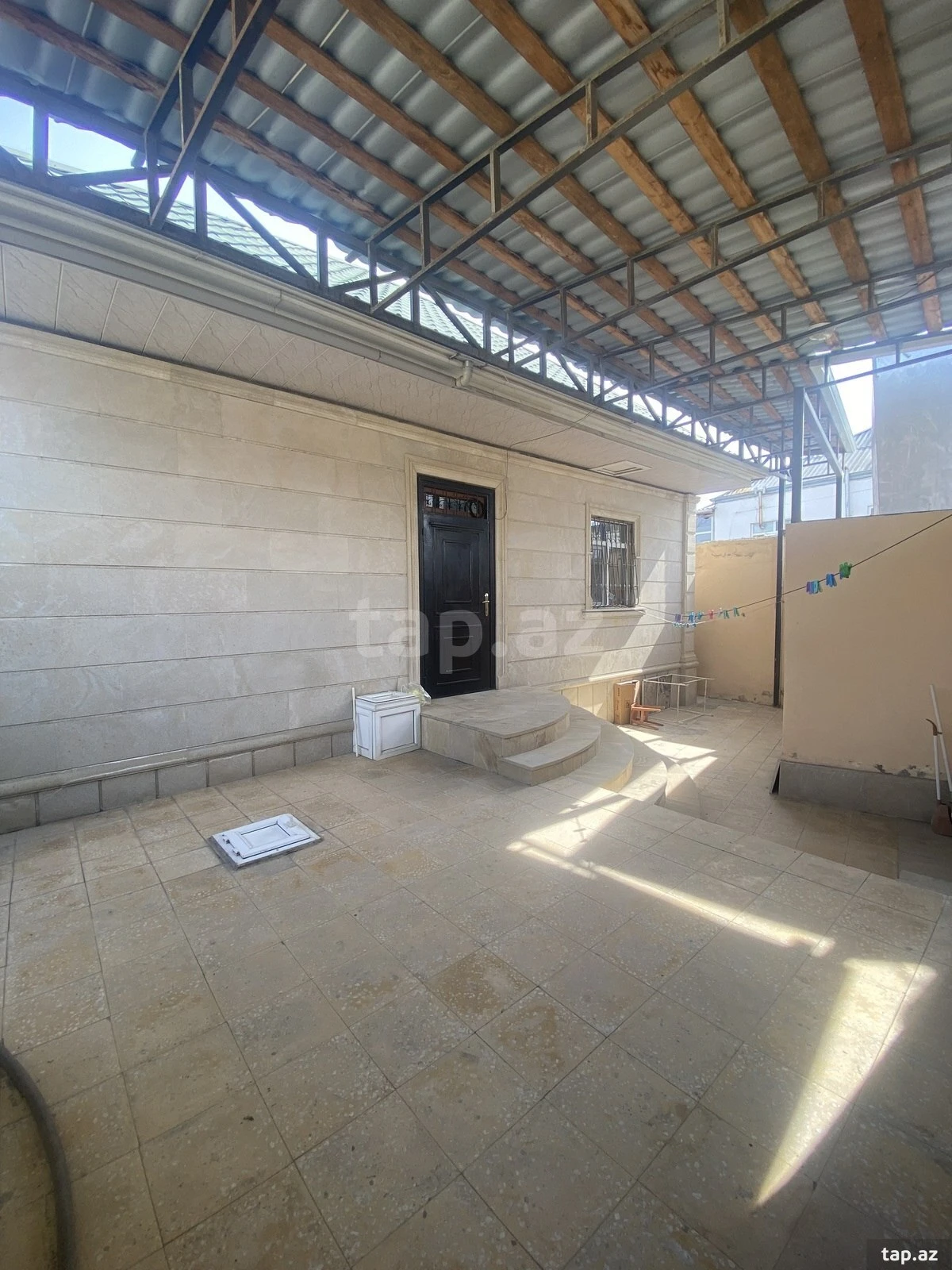 Satılır 4 otaqlı həyət evi 120 m²