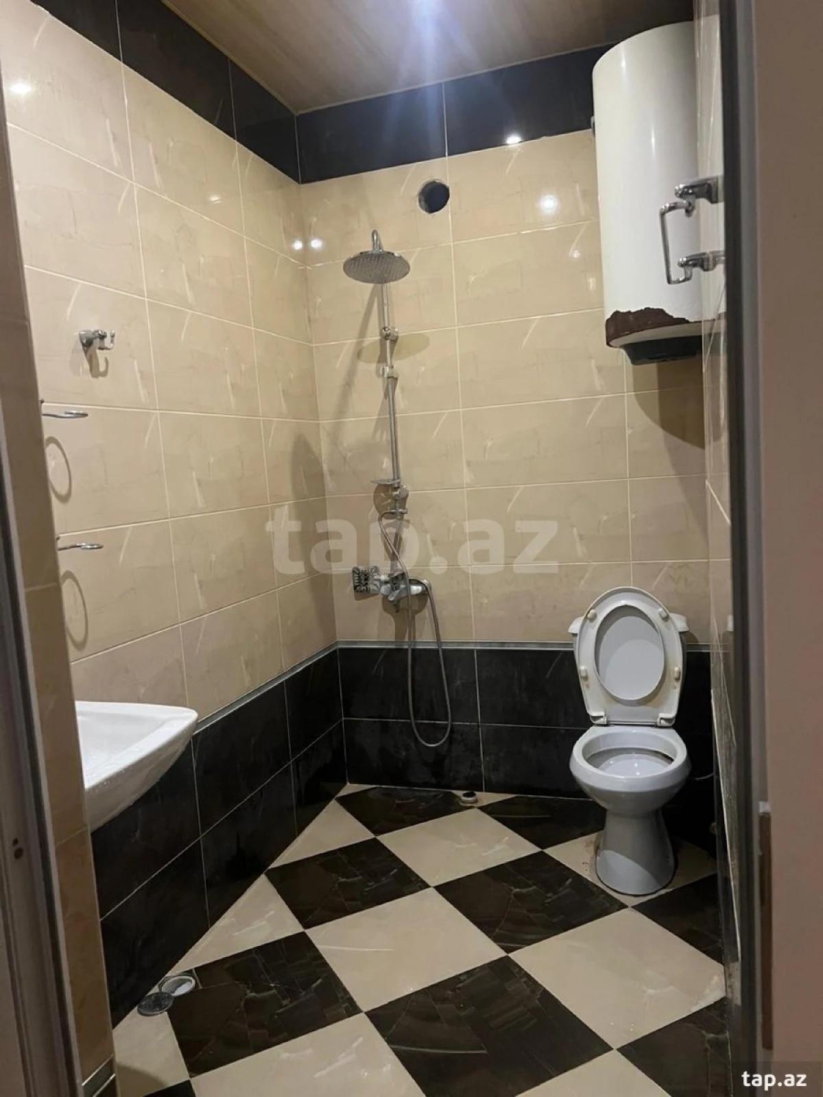 Kirayə verilir 2 otaqlı yeni tikili 70 m²