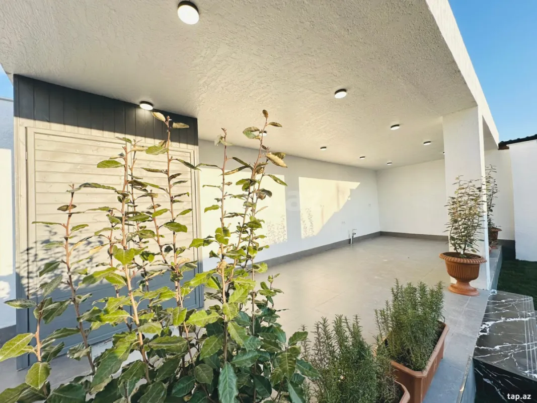 Satılır 4 otaqlı həyət evi