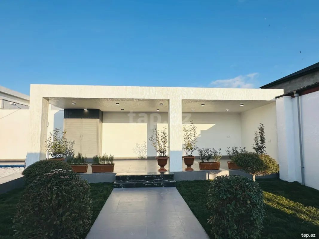 Satılır 4 otaqlı həyət evi
