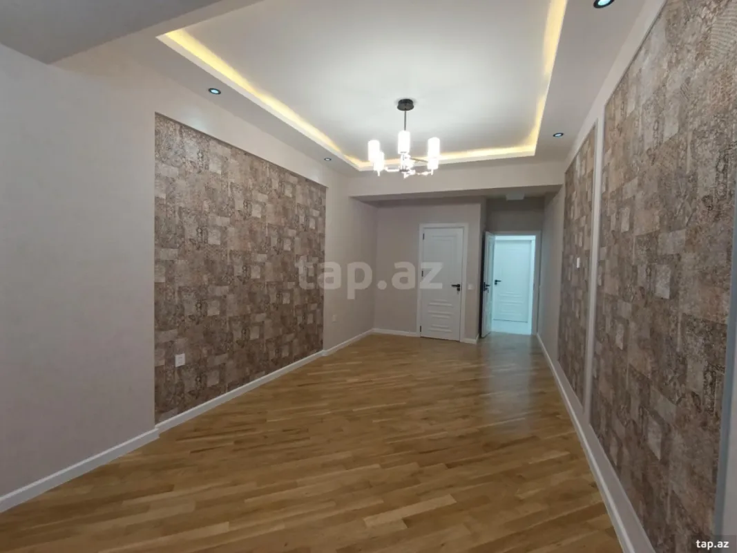 Satılır 4 otaqlı yeni tikili 155 m²