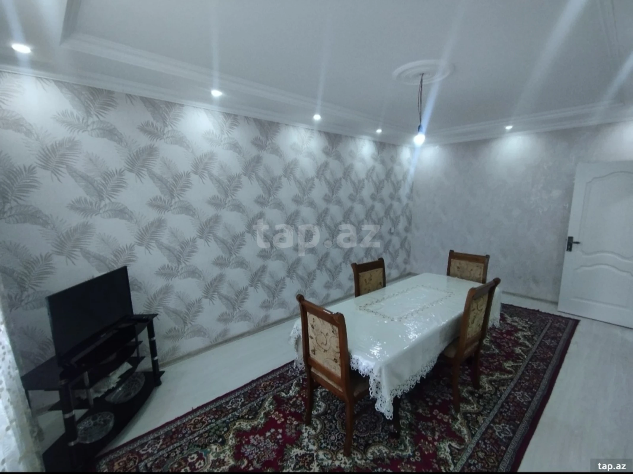 Satılır 4 otaqlı həyət evi
