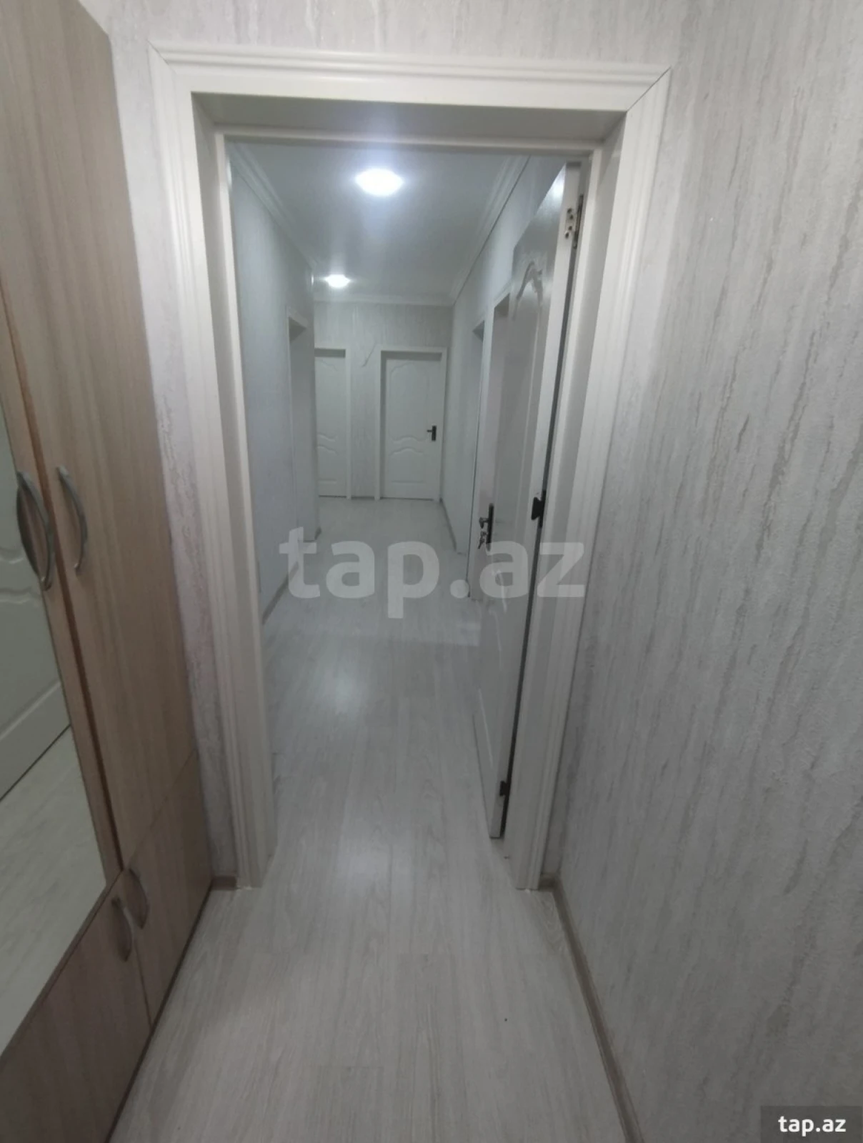 Satılır 4 otaqlı həyət evi