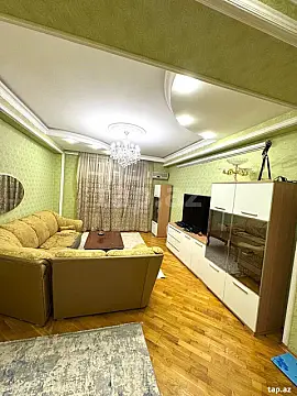 Kirayə verilir 3 otaqlı yeni tikili 140 m²