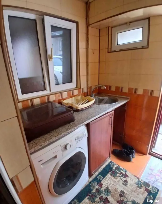 Kirayə verilir 1 otaqlı həyət evi