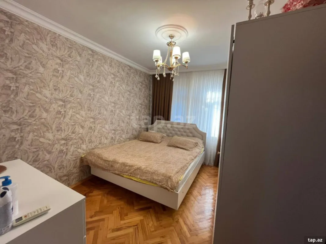Satılır 3 otaqlı mənzil 70 m²
