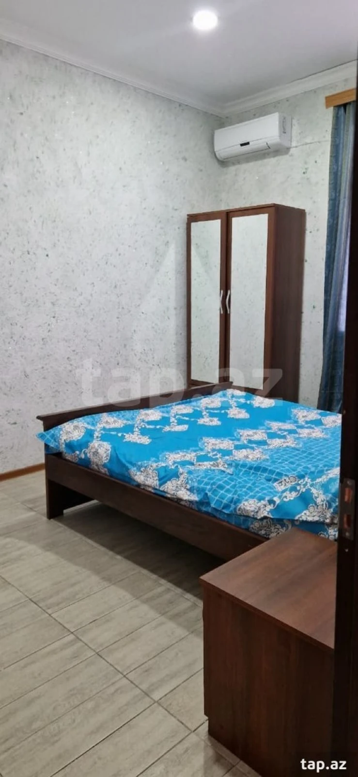 Satılır 4 otaqlı həyət evi