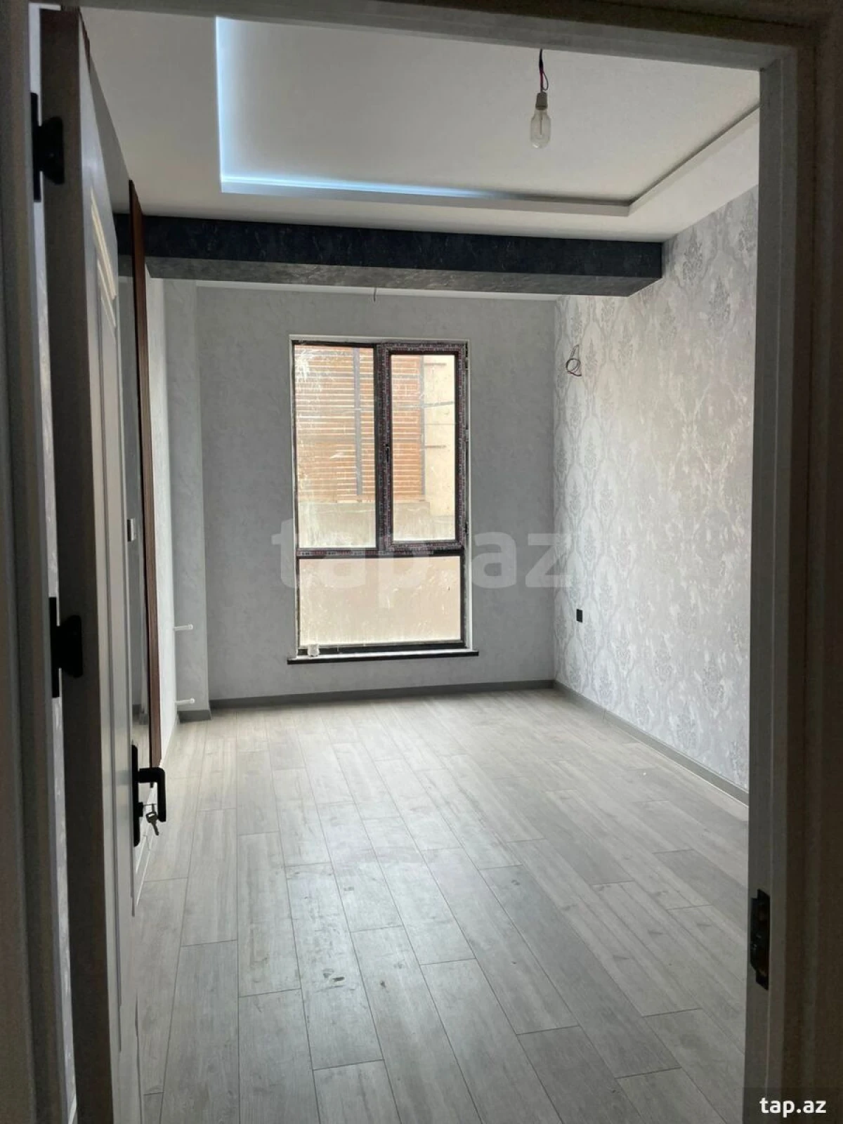 Satılır 2 otaqlı yeni tikili 68 m²