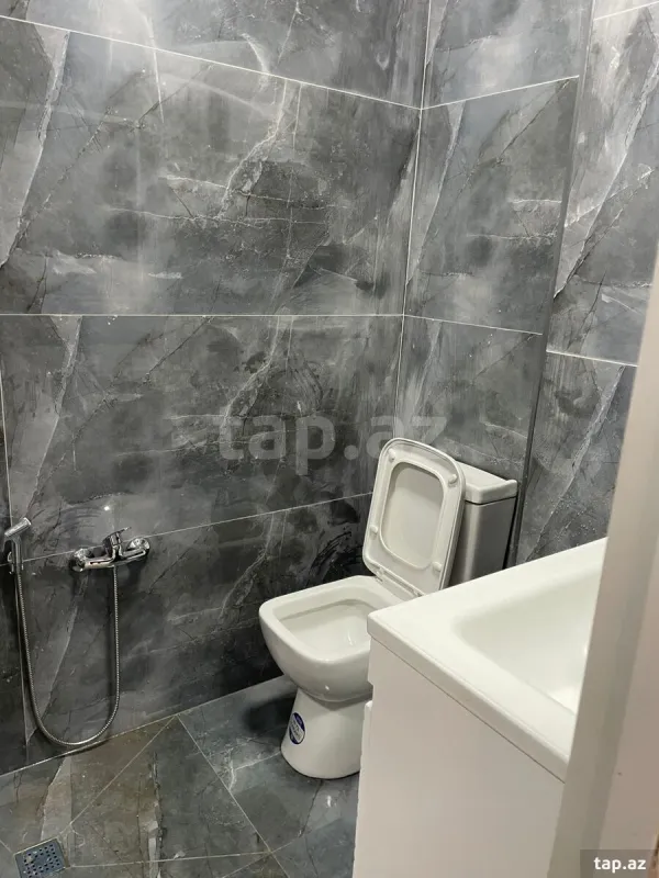 Satılır 2 otaqlı yeni tikili 68 m²