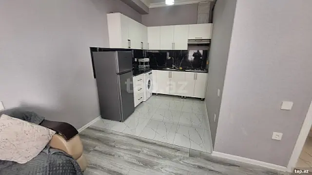 Kirayə verilir 2 otaqlı yeni tikili 64 m²