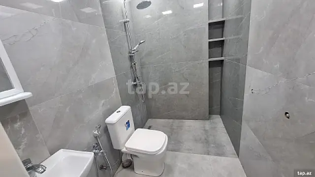 Kirayə verilir 2 otaqlı yeni tikili 64 m²