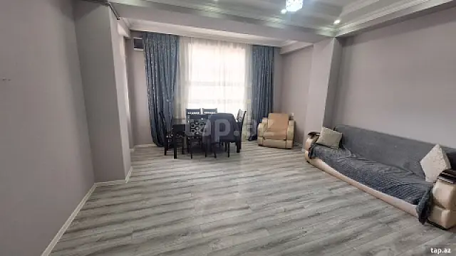 Kirayə verilir 2 otaqlı yeni tikili 64 m²