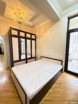 Kirayə verilir 3 otaqlı yeni tikili 110 m²