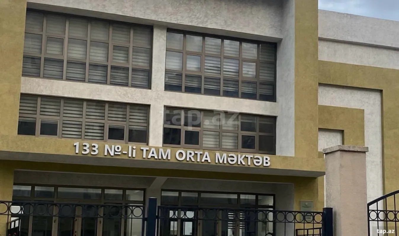 Satılır 3 otaqlı yeni tikili 85 m²