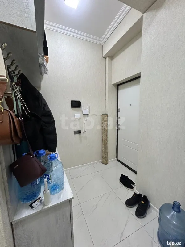 Satılır 3 otaqlı yeni tikili 85 m²