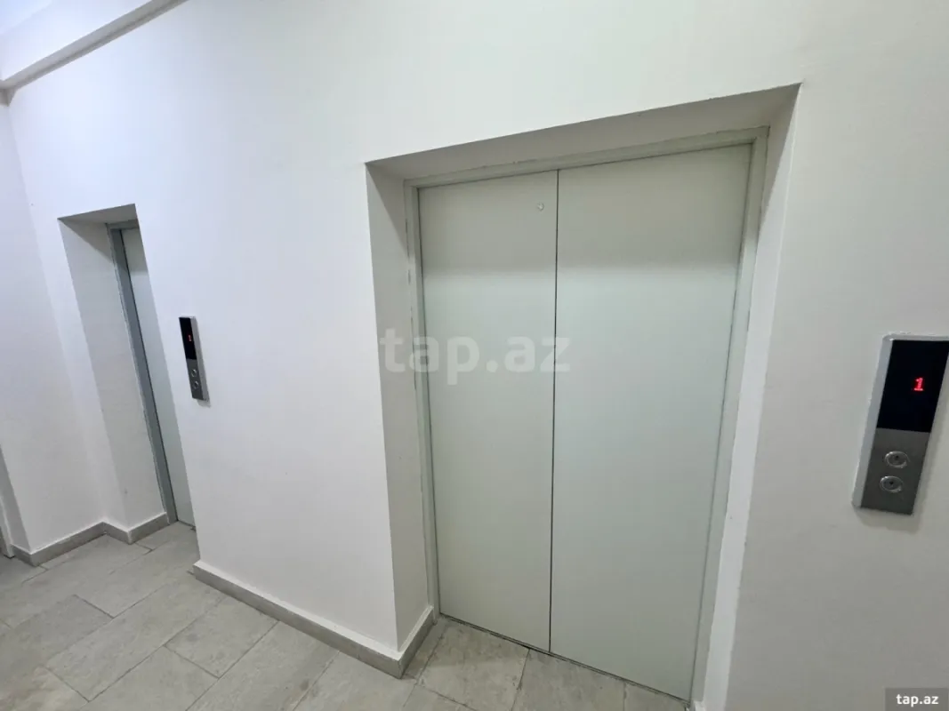 Satılır 3 otaqlı yeni tikili 85 m²