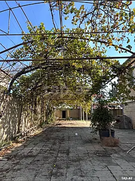 Kirayə verilir 4 otaqlı həyət evi
