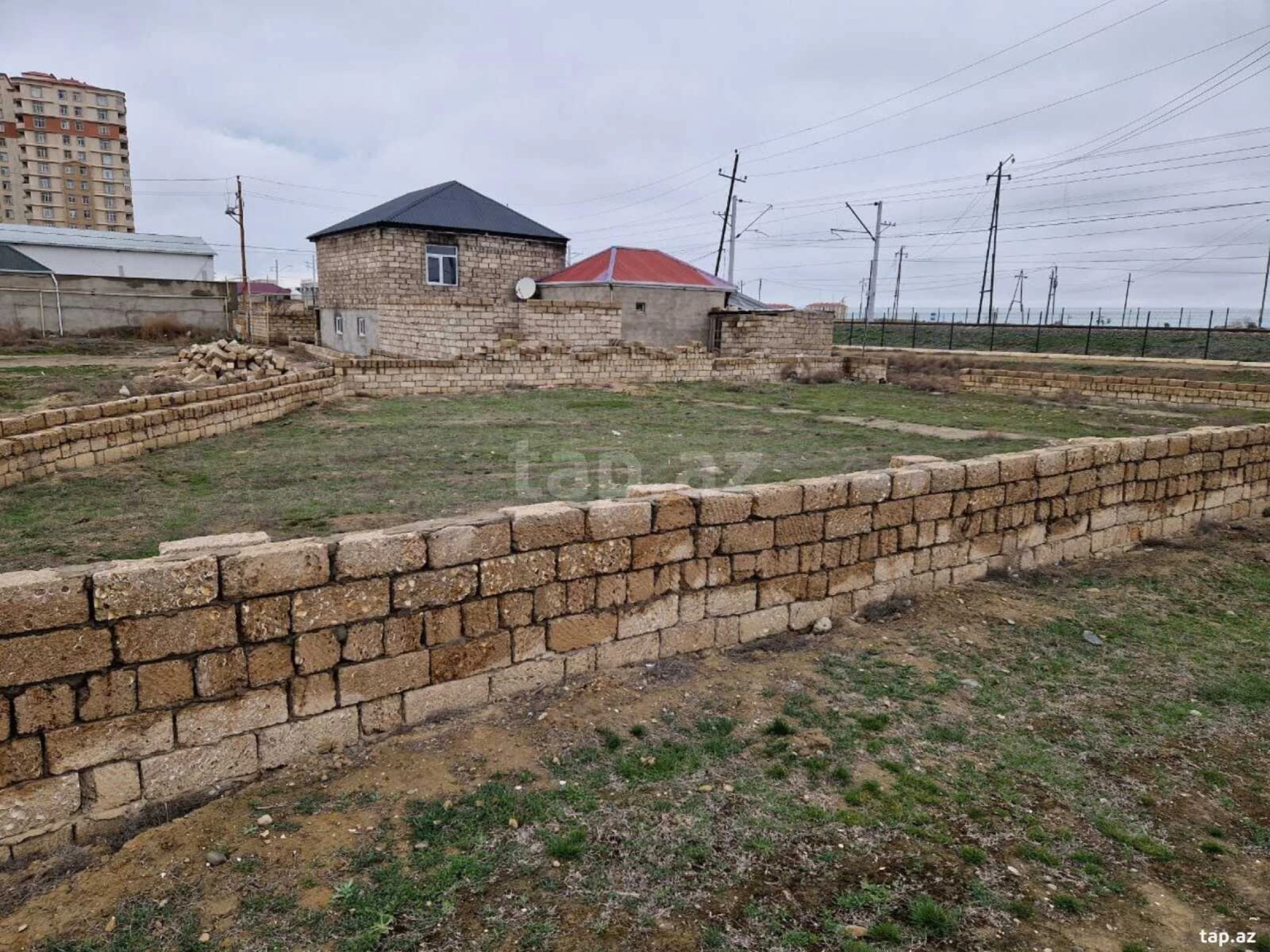 Satılır torpaq sahəsi