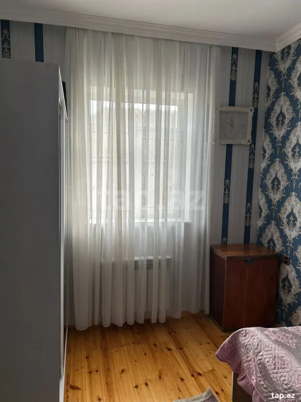 Satılır 4 otaqlı həyət evi