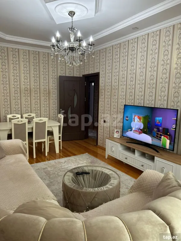 Satılır 4 otaqlı həyət evi