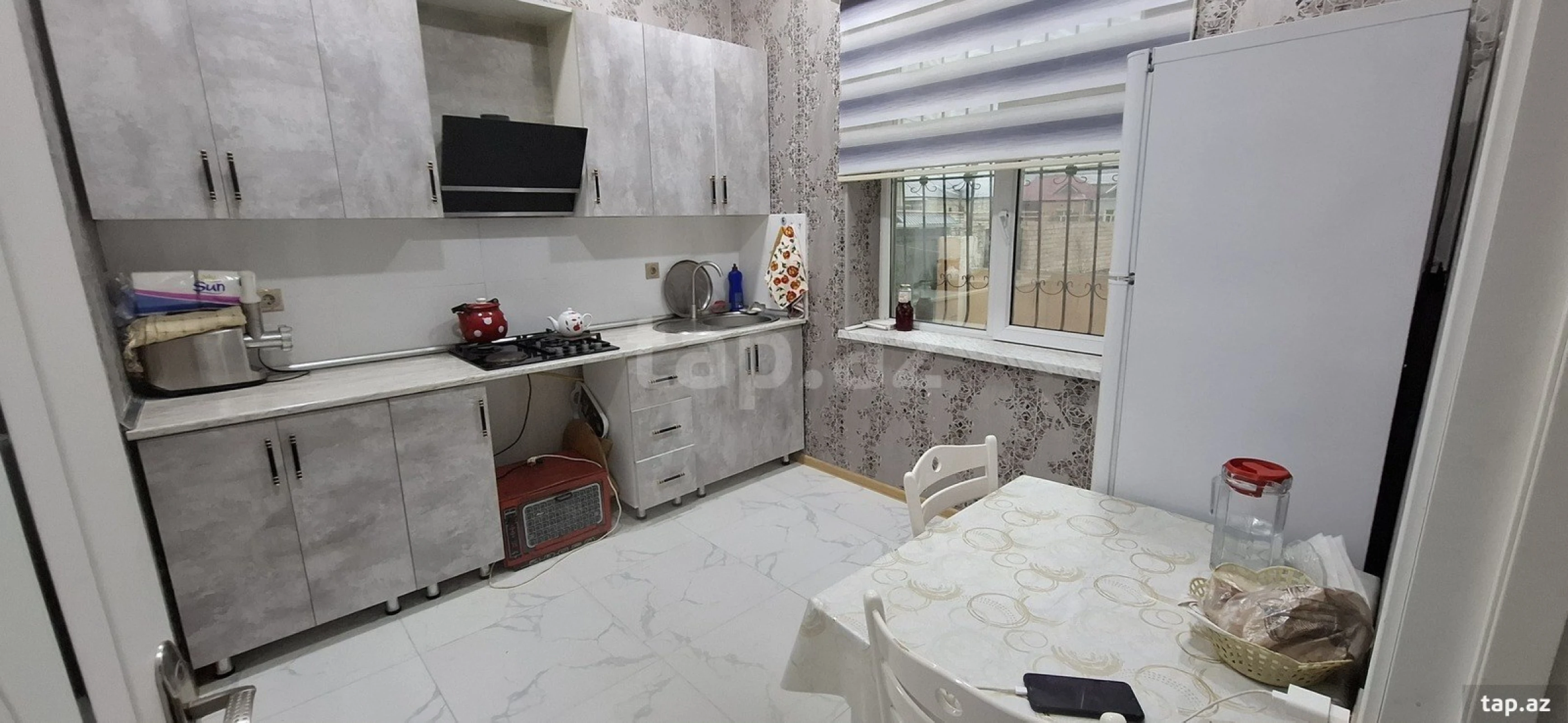 Satılır 4 otaqlı həyət evi